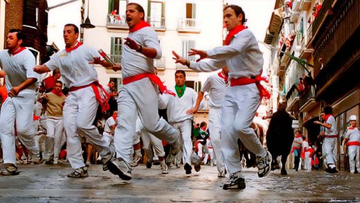 Prendas de Vestir de San Fermín y Navarra