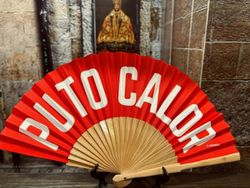 Abanico - "Puto calor" rojo y madera