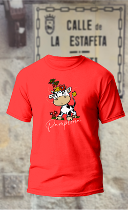 Camiseta vaquita con flor en la cabeza y mariposas encima