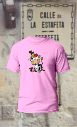 Camiseta vaquita con flor en la cabeza y mariposas encima
