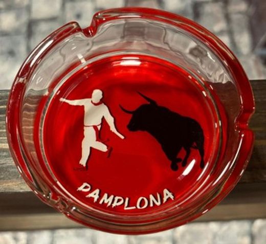 Cenicero Cristal corredor y toro Rojo