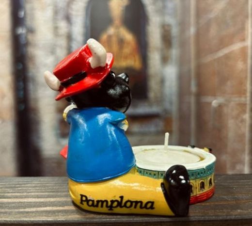 Figura Toro Capote Vela