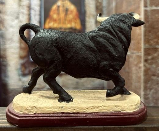 Figura Toro Bravo