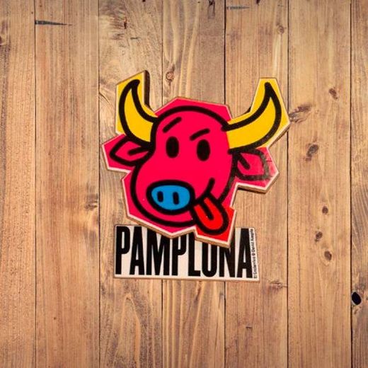 Imán Encierrico rosa Pamplona