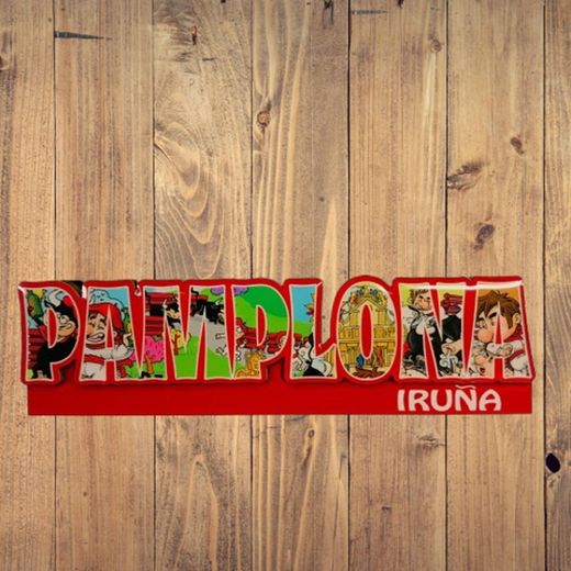 Imán Pamplona con letras ilustradas