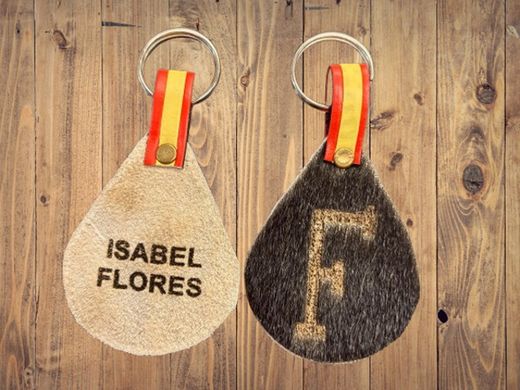 Llavero Isabel Flores