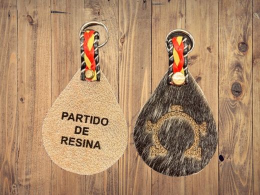 Llavero Partido de Resina