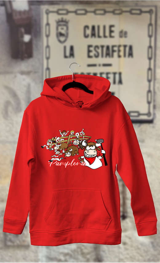 Sudadera caricatura del encierro con el toro llevando un martillo