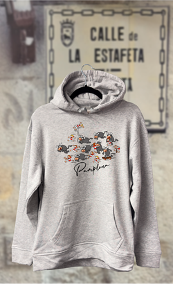 Sudadera encierro toro monopatín