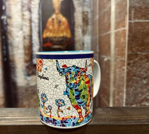 Taza con caja Toro mosaico