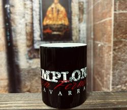 Taza el encierrico toro negra