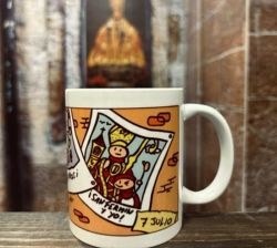 Taza el encierrico diseño Pamplona colorido